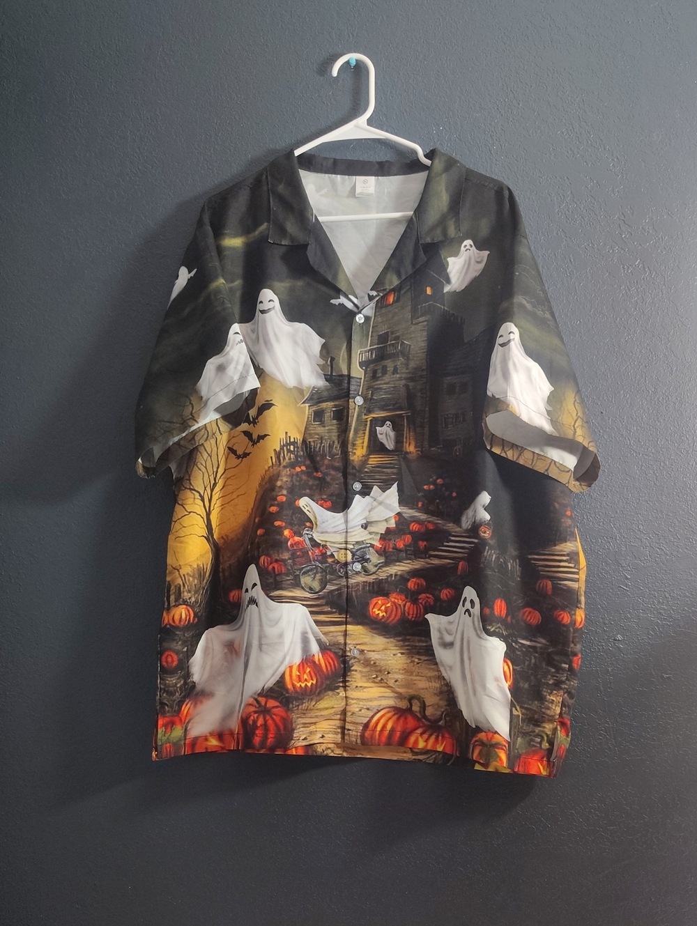Mens XL Halloween Hawaiian Shirt Ghost Haunted House Spooky Button Up Like New